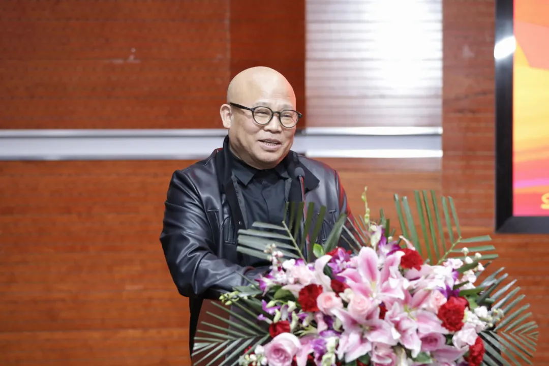 30中文博彩网站  张柠教授.jpg