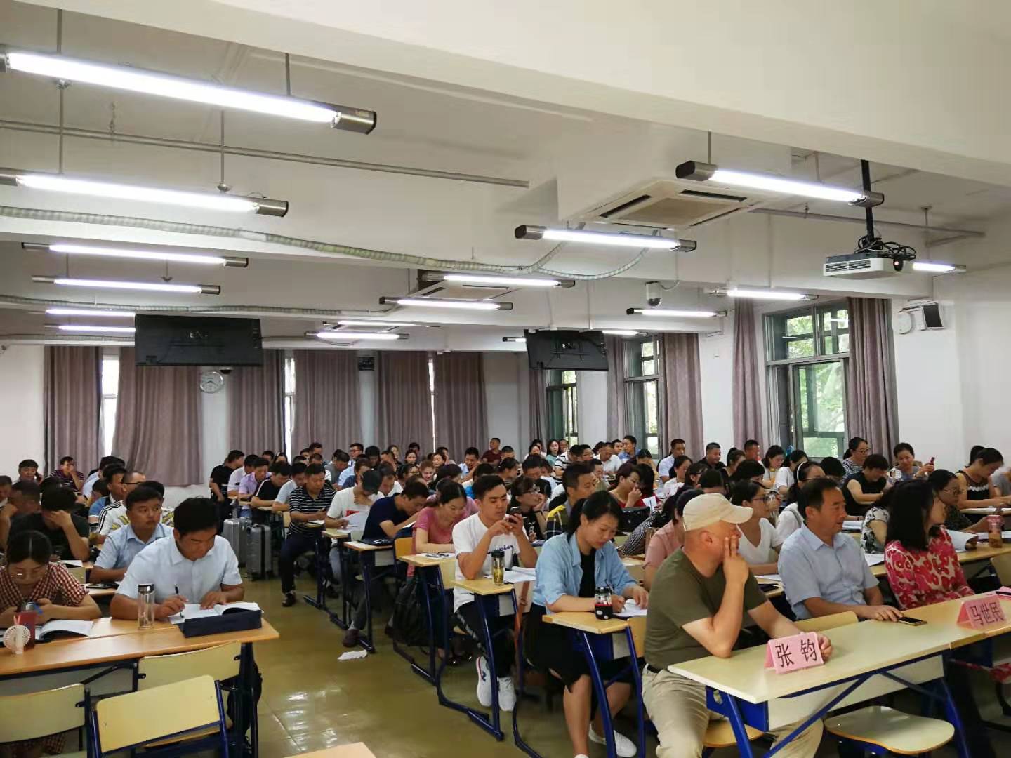 中文博彩网站